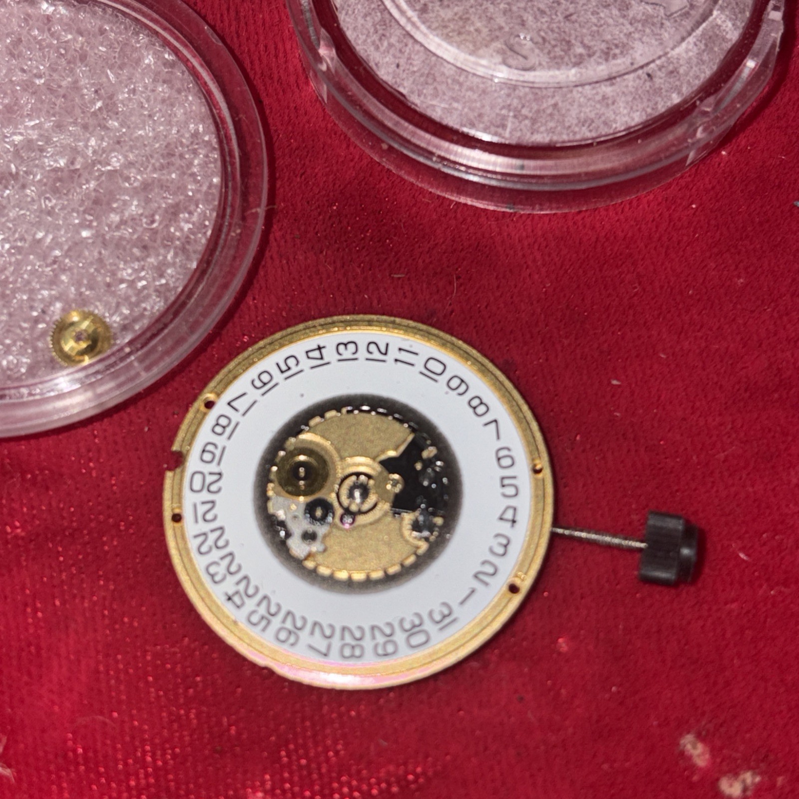 ETA Swiss watch movement caliber 955.112-3 date at three
