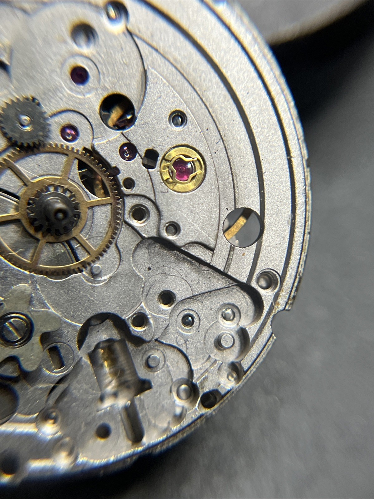 Zenith ETA Cal. 2832 Automatic Movement (015)