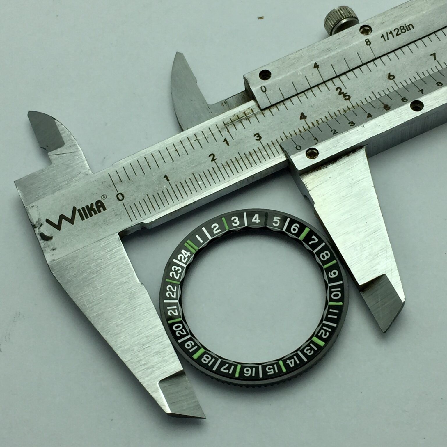 Orient World Diver Y469622-7A Watch Bezel Inner Ring NOS