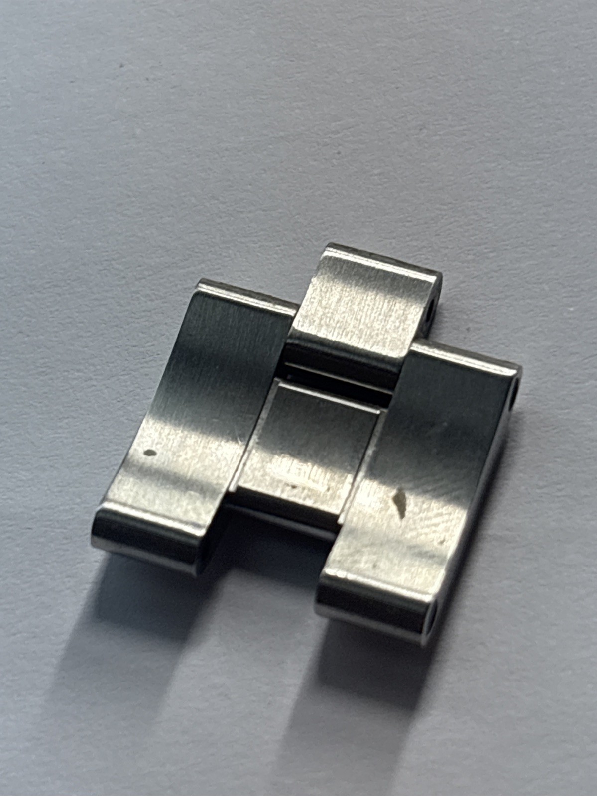 Cartier Roadster One Link As Is With 3 Screws And A Pin 18mm