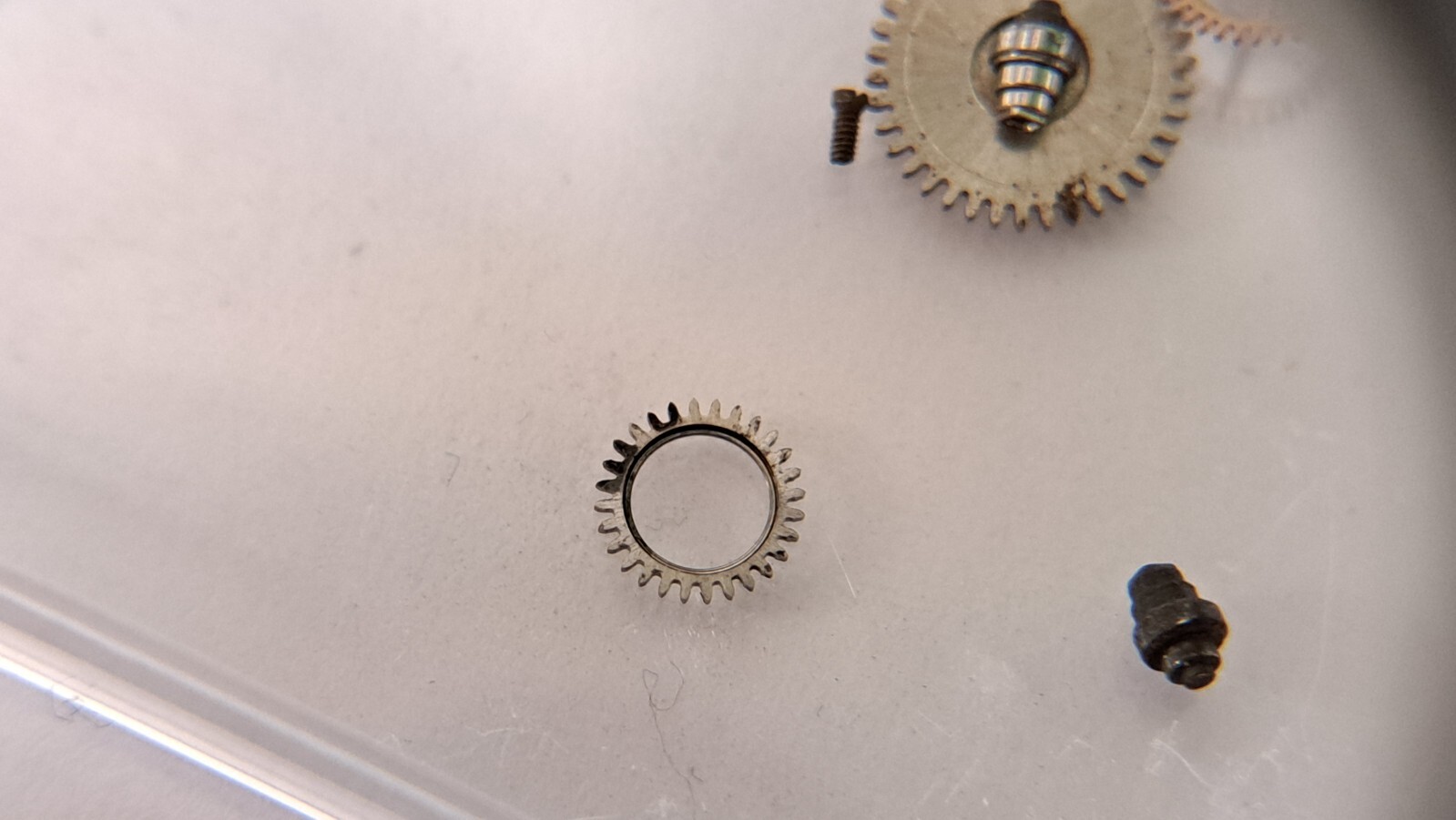Rolex vintage parts jewels ratchet clutch wheel arbor click pallet fork etc cali