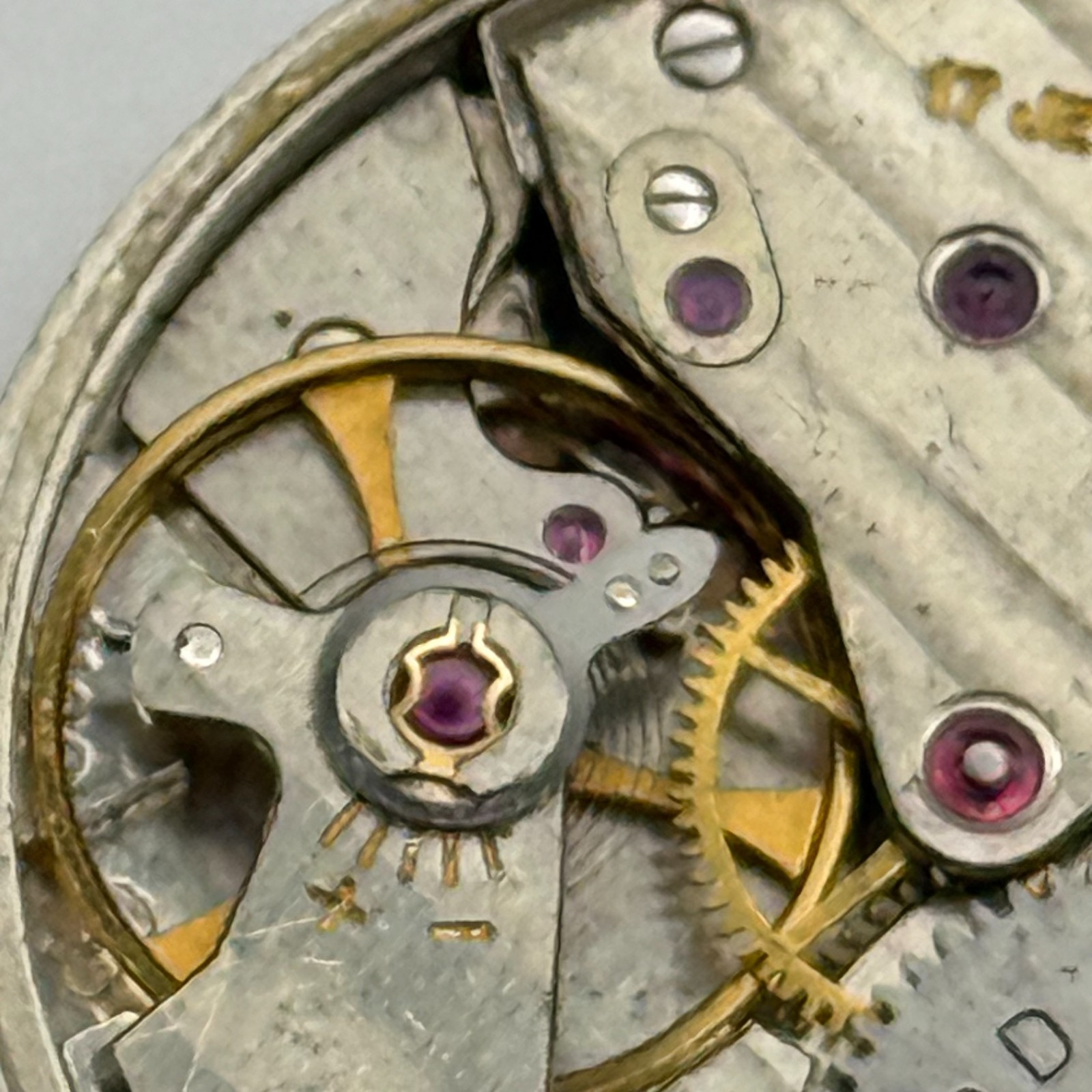 ETA 1120 Watch Movement Garrard Swiss 17 Jewels Sub Seconds Parts Repair 29.1mm