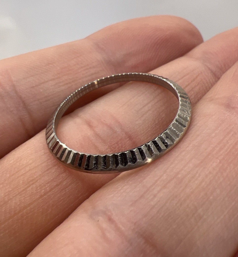 Rolex Lady Datejust 26mm 18K White Gold Engine Turned Bezel Vintage