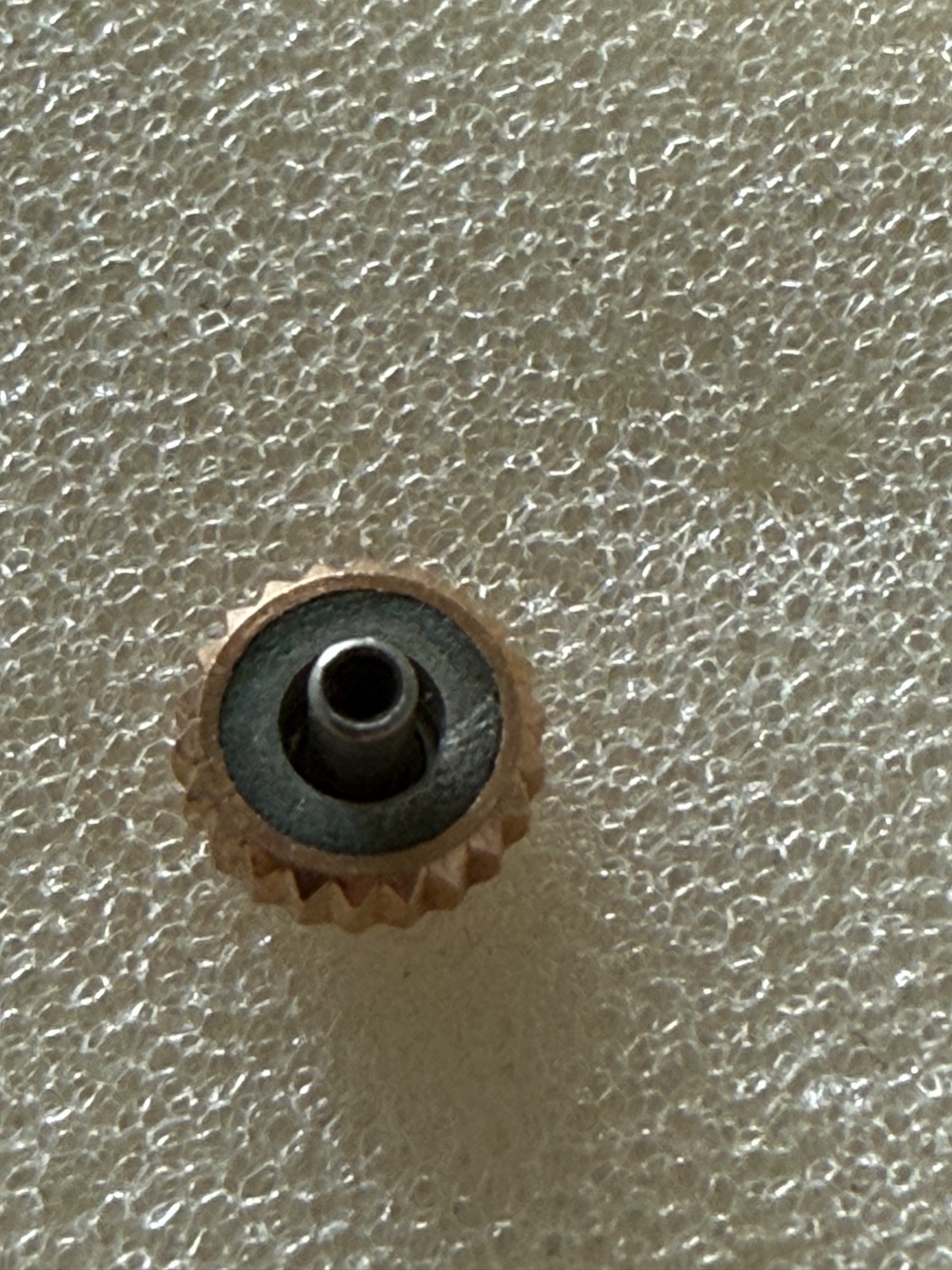 Super Oyster Rolex Crown rosé for Reference 6022, 6084 & 6085 good condition
