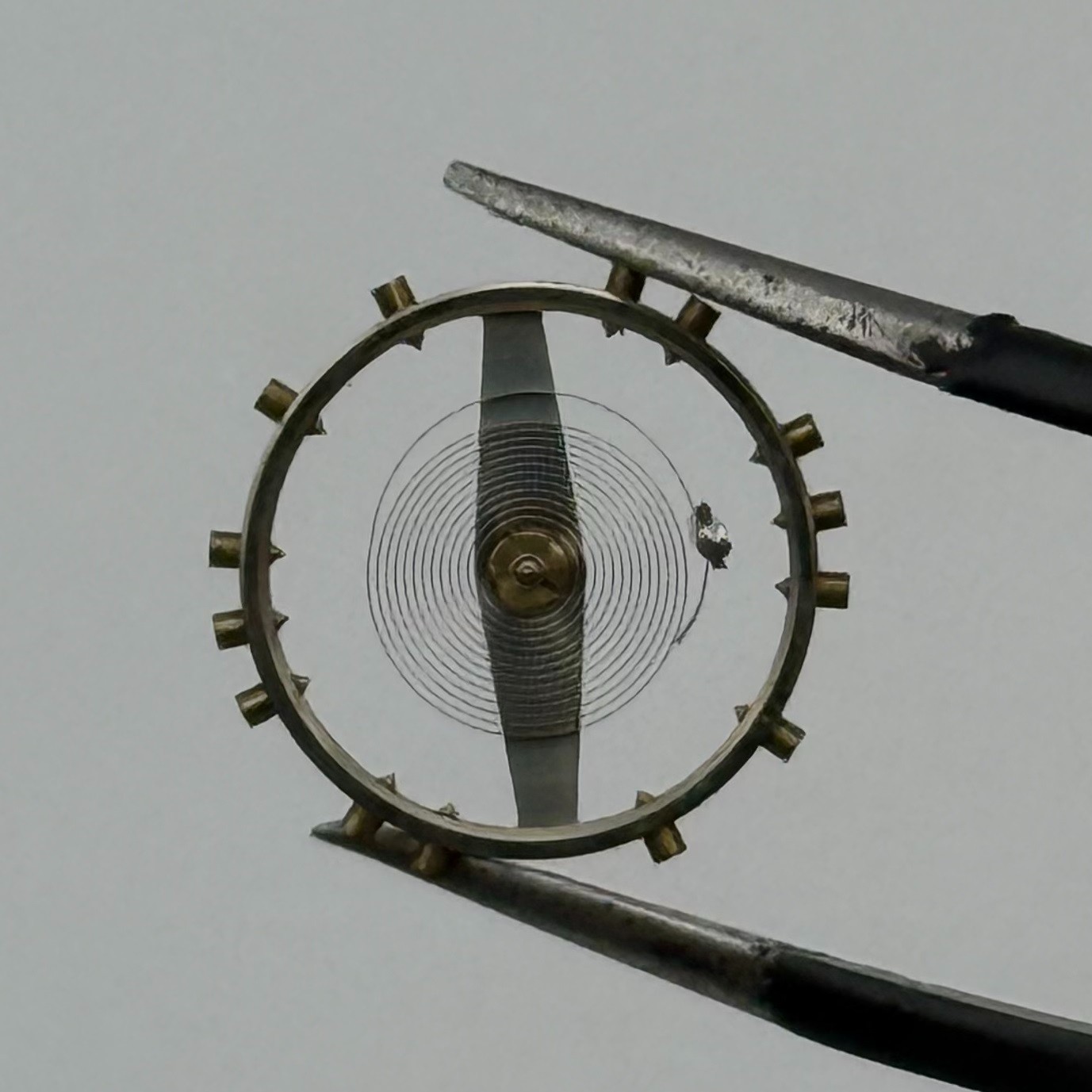 Arogno 90 190 Balance Wheel Complete And Spring Pour Watch Movement Parts NOS