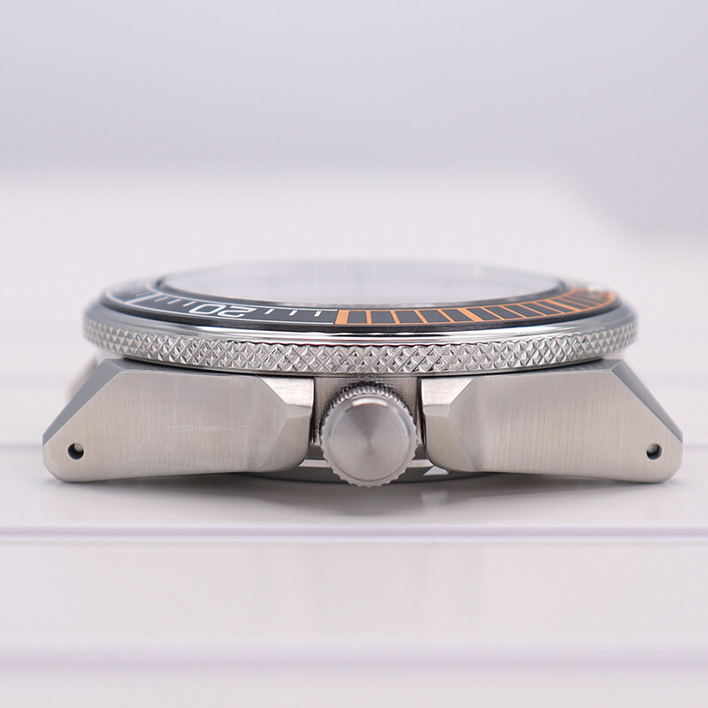 Modified Seiko Samurai 43.8mm Watch Cases Sapphire Glass For Seiko NH35 Movement