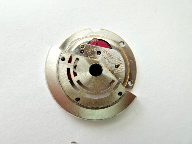 GENUINE Authentic Rolex Rotor bridge 3035 perfect condition completely + screw