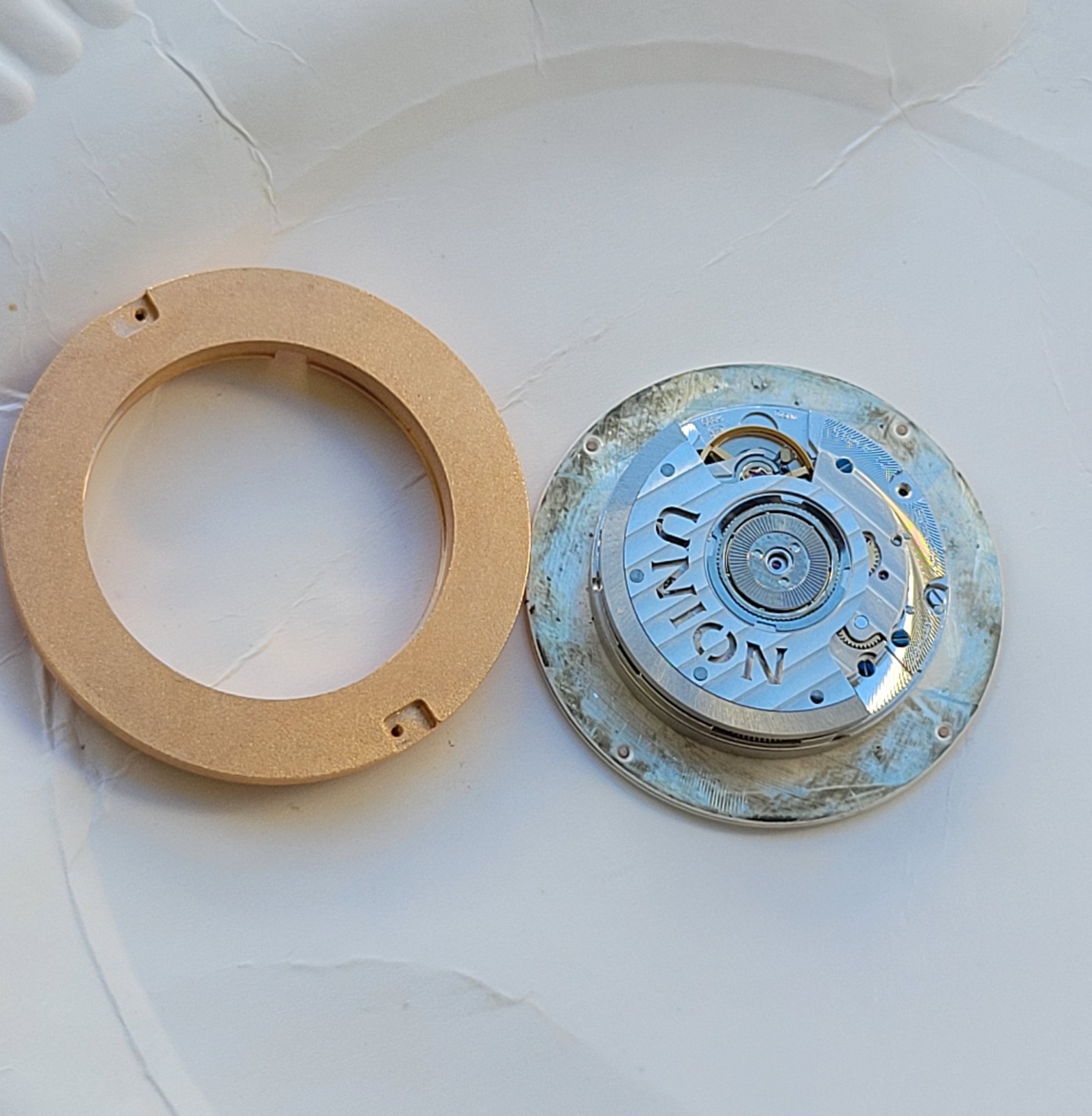 UNION GLASHUTTE AUTOMATIC MOVEMENT CAL ETA 2899 MEN’S FOR PARTS OR REPAIR
