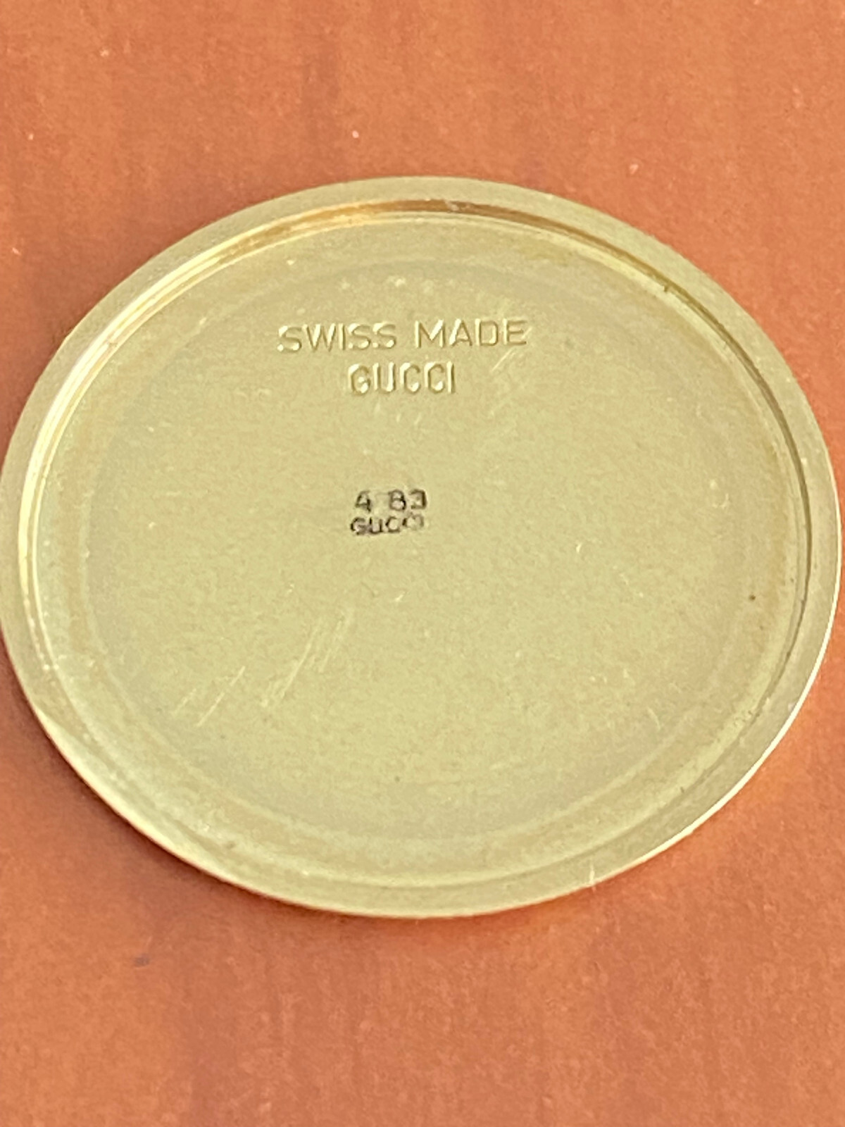 VINTAGE GENUINE GUCCI 3000M CASE BACK ONLY, MEASURES 28MM IN DIAMETER, NICE