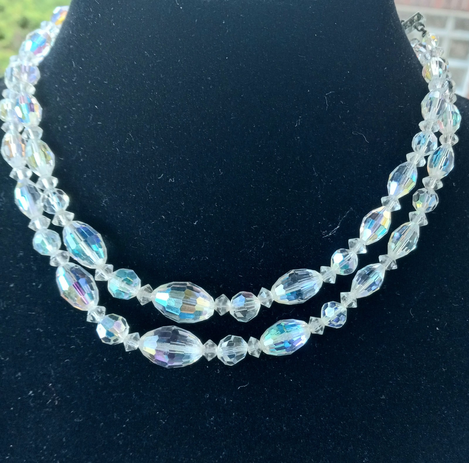 Vtg AB Crystal Specialty Cut Necklace 12″ + 5″ Extension. Silver tone