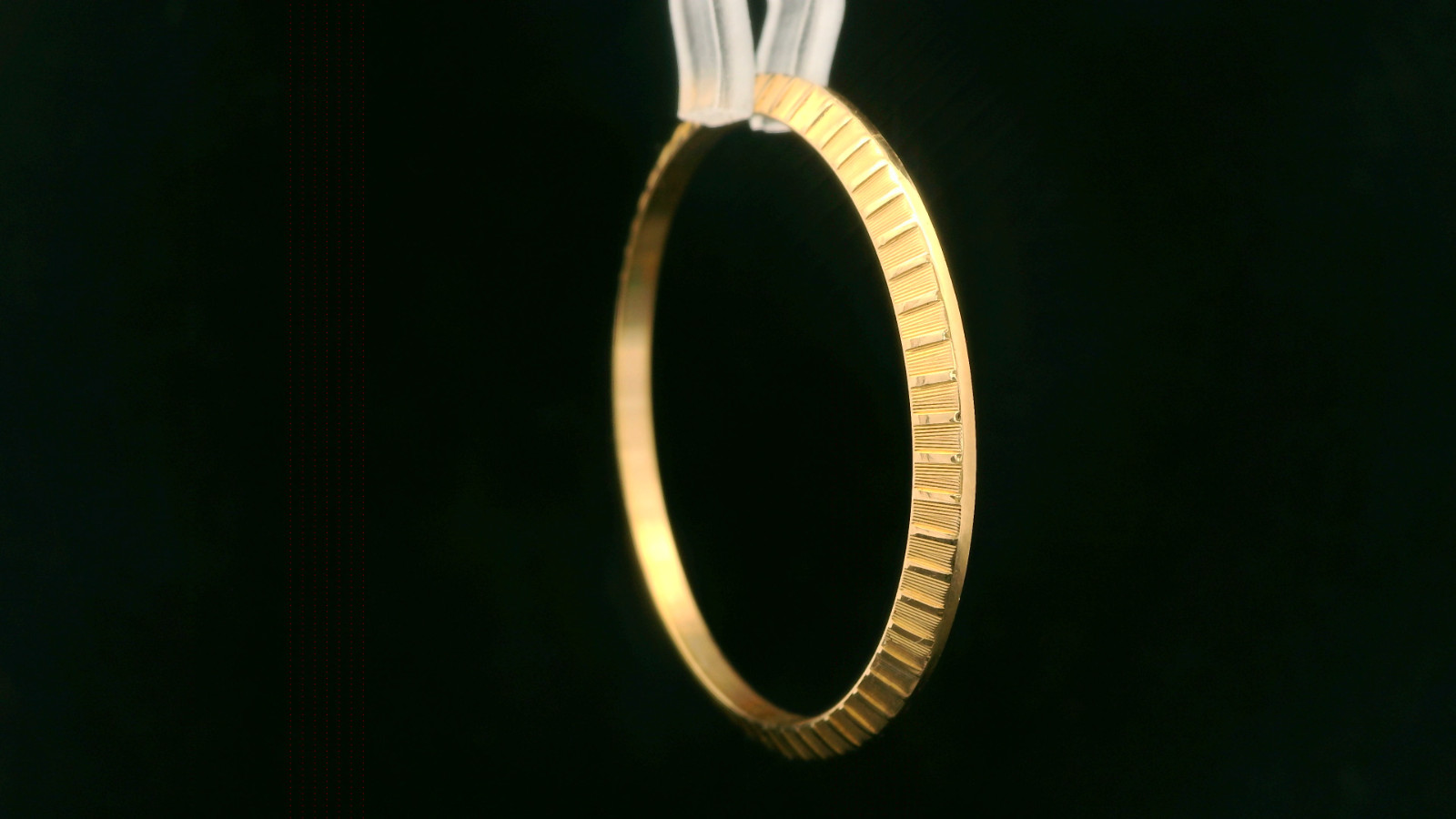 Original Rolex 18ct Yellow Gold 34mm Engine Turned Bezel – For a Rolex 1503