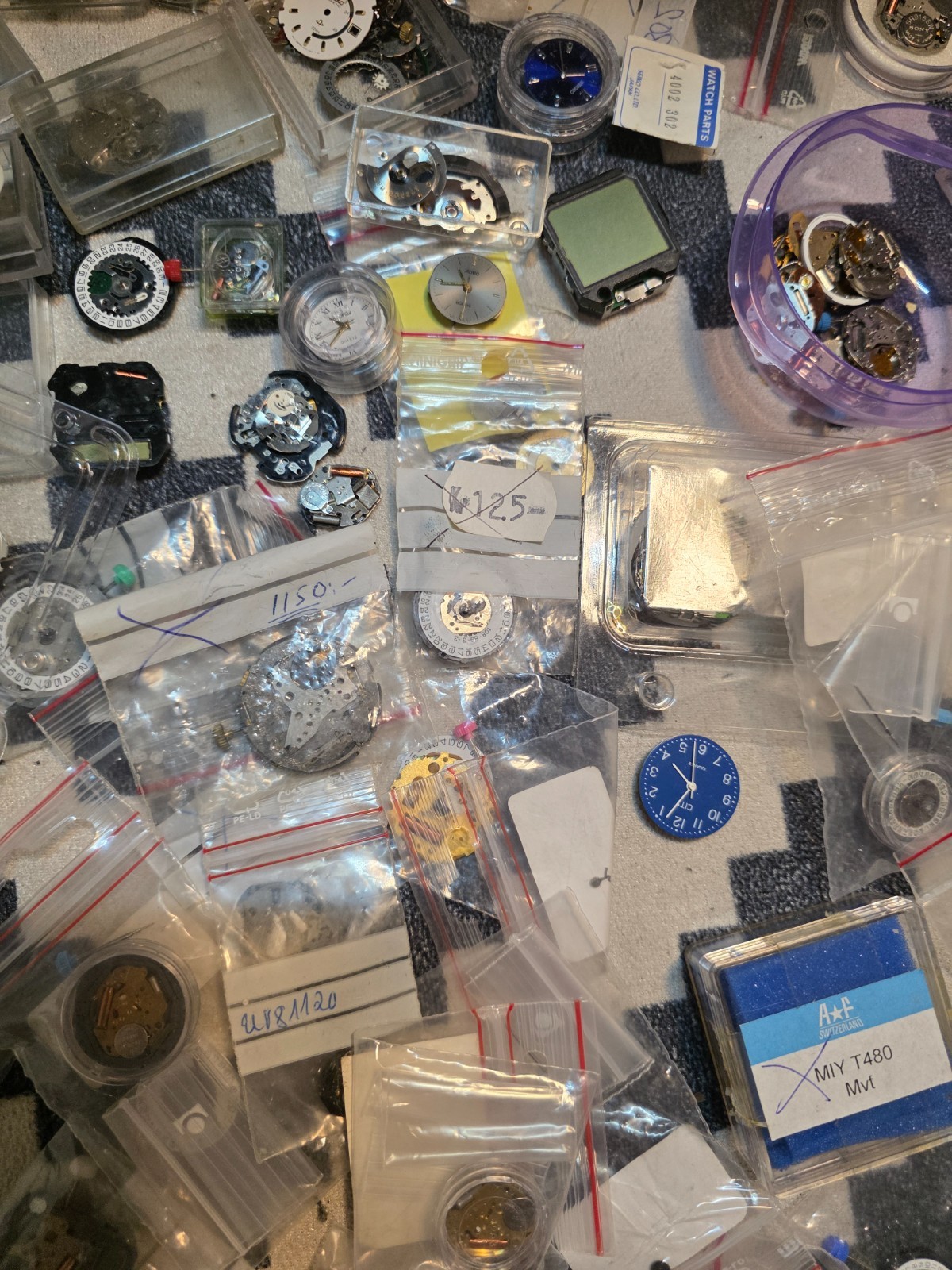 New and used Japanes watches movments and parts