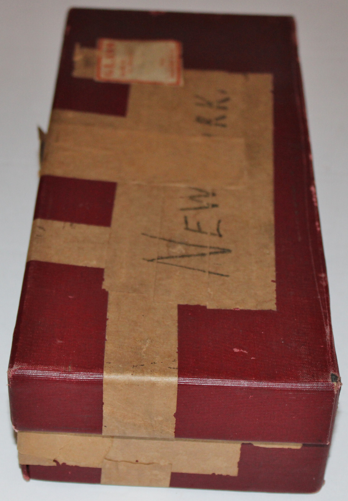 Vintage SWARTCHILD & CO. NY NEW YORK BURGUNDY 10.5×4.5×2.25 BOX M4