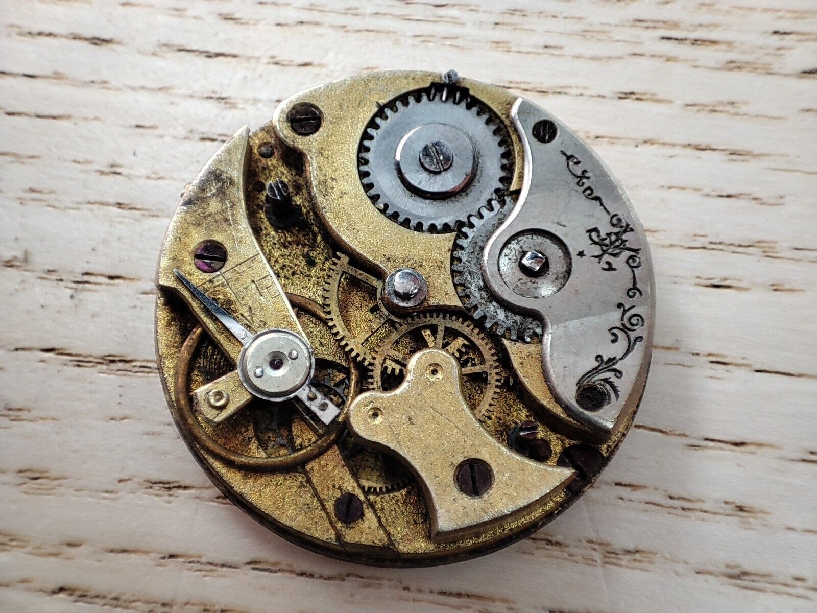 Pocket Watch movement – 31.6 mm – for parts and spares