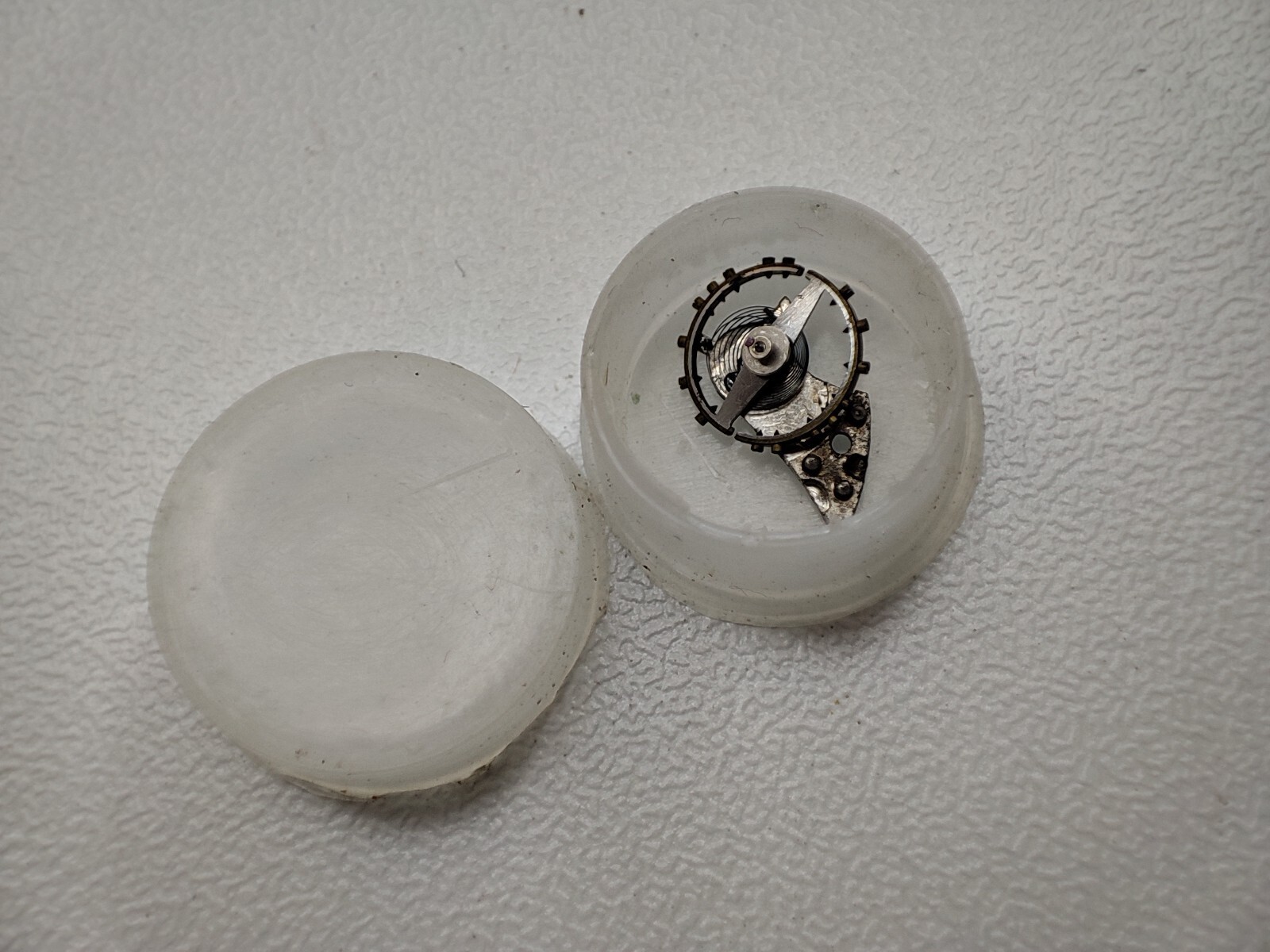 Mix watch parts vis 1856.187.80, 5011, balance wheel other parts