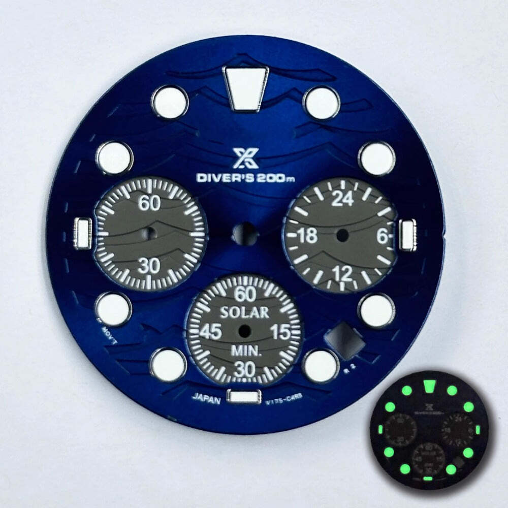 Green Luminous Watch Dial with 31mm Silver Trim for VD53 Movement