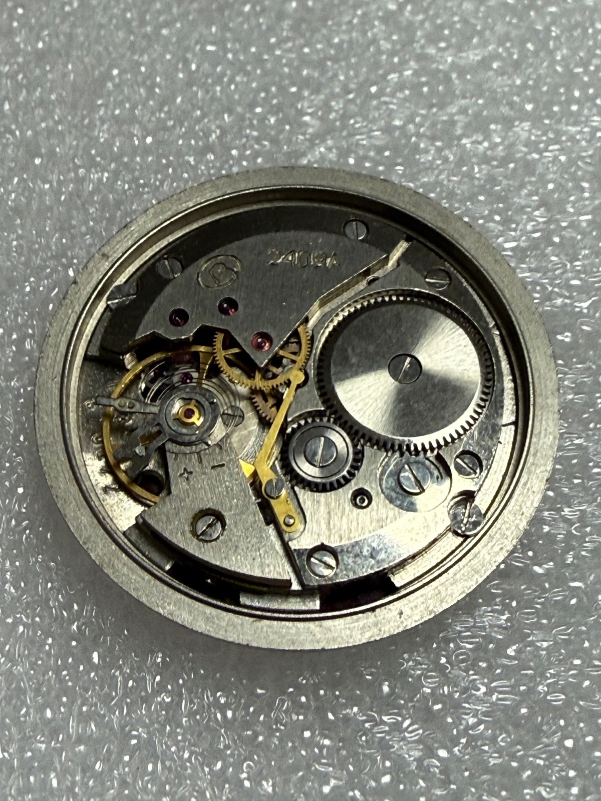 Watch movement USSR Vostok Cal.2409A plus Dial.For parts.