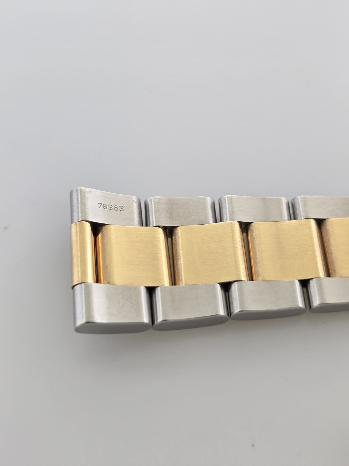 Rolex 78363 18K/SS 20MM Oyster Bracelet For Daytona 16523 & 16233 No Holes Case.