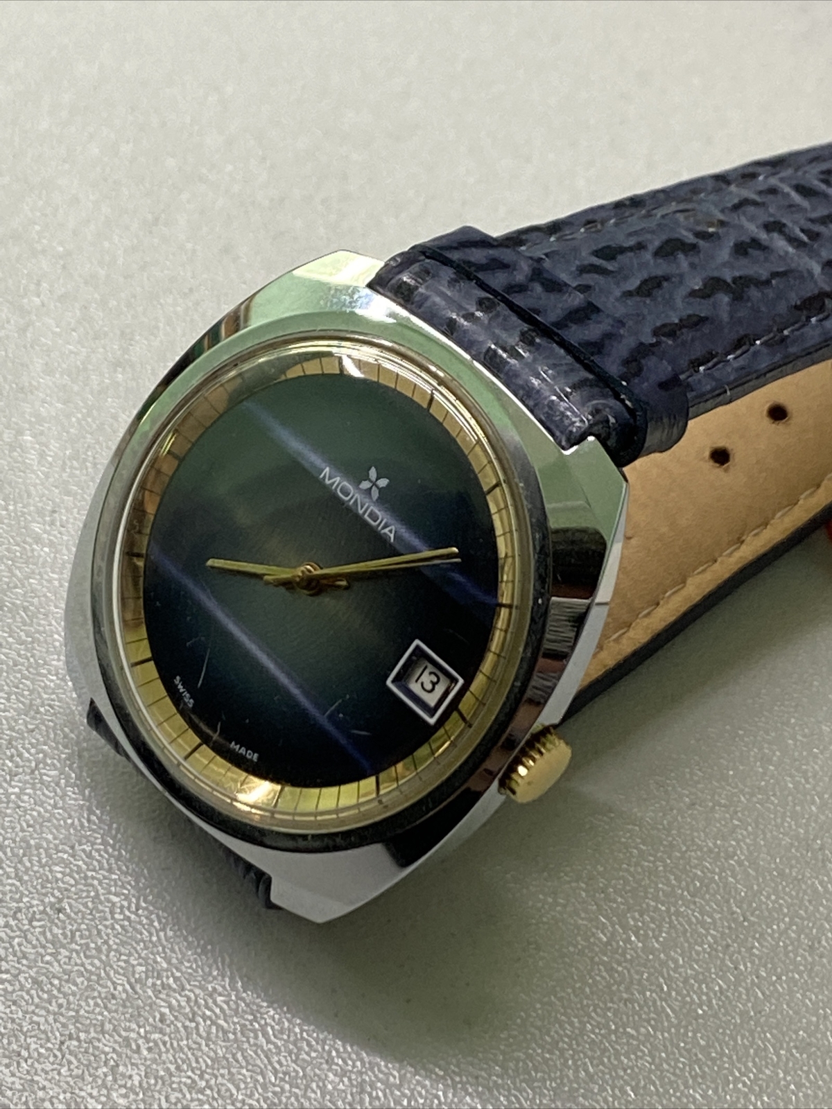 Mondia FF ST 96.4 Watch