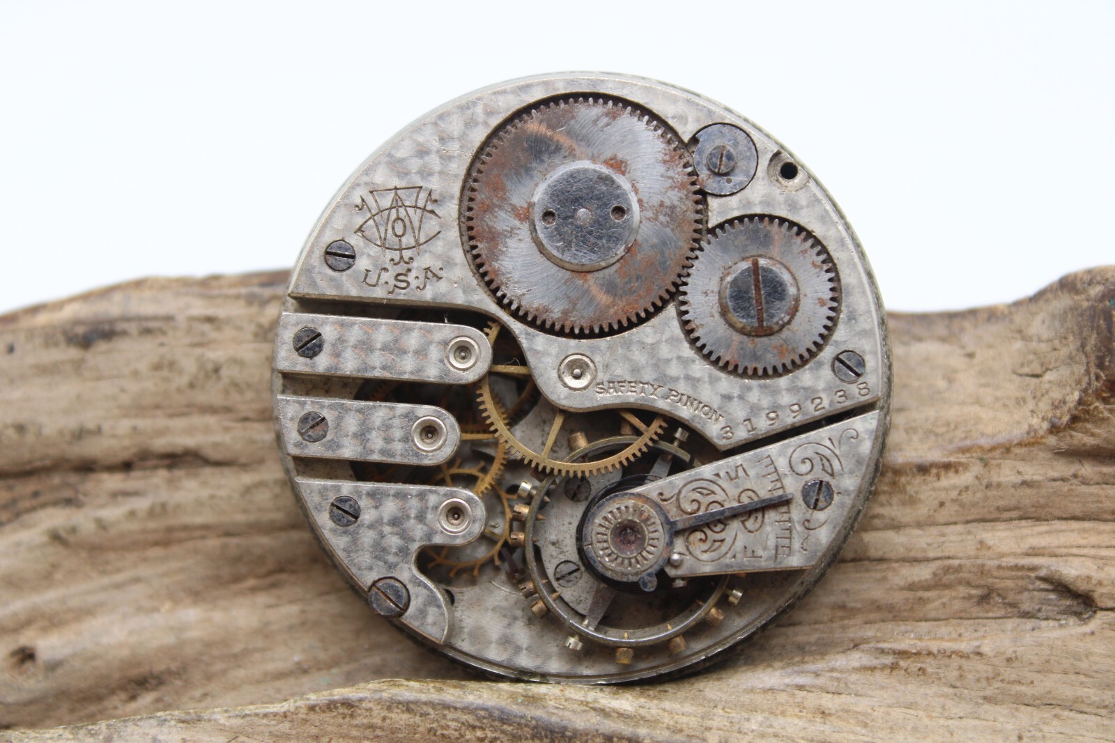 1907 TWC (TRENTON WATCH CO) POCKET WATCH MOVEMENT 3199238 GRADE 130 16s 7j (QJ)
