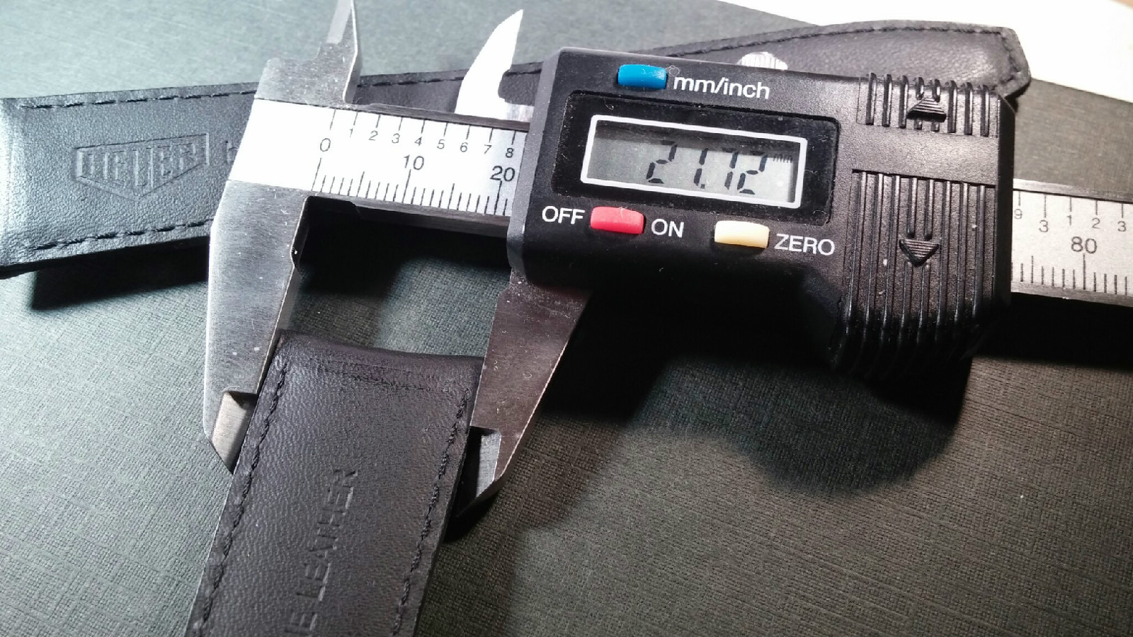 100% Genuine Tag Heuer BLACK Leather Watch Band 22MM – NEW