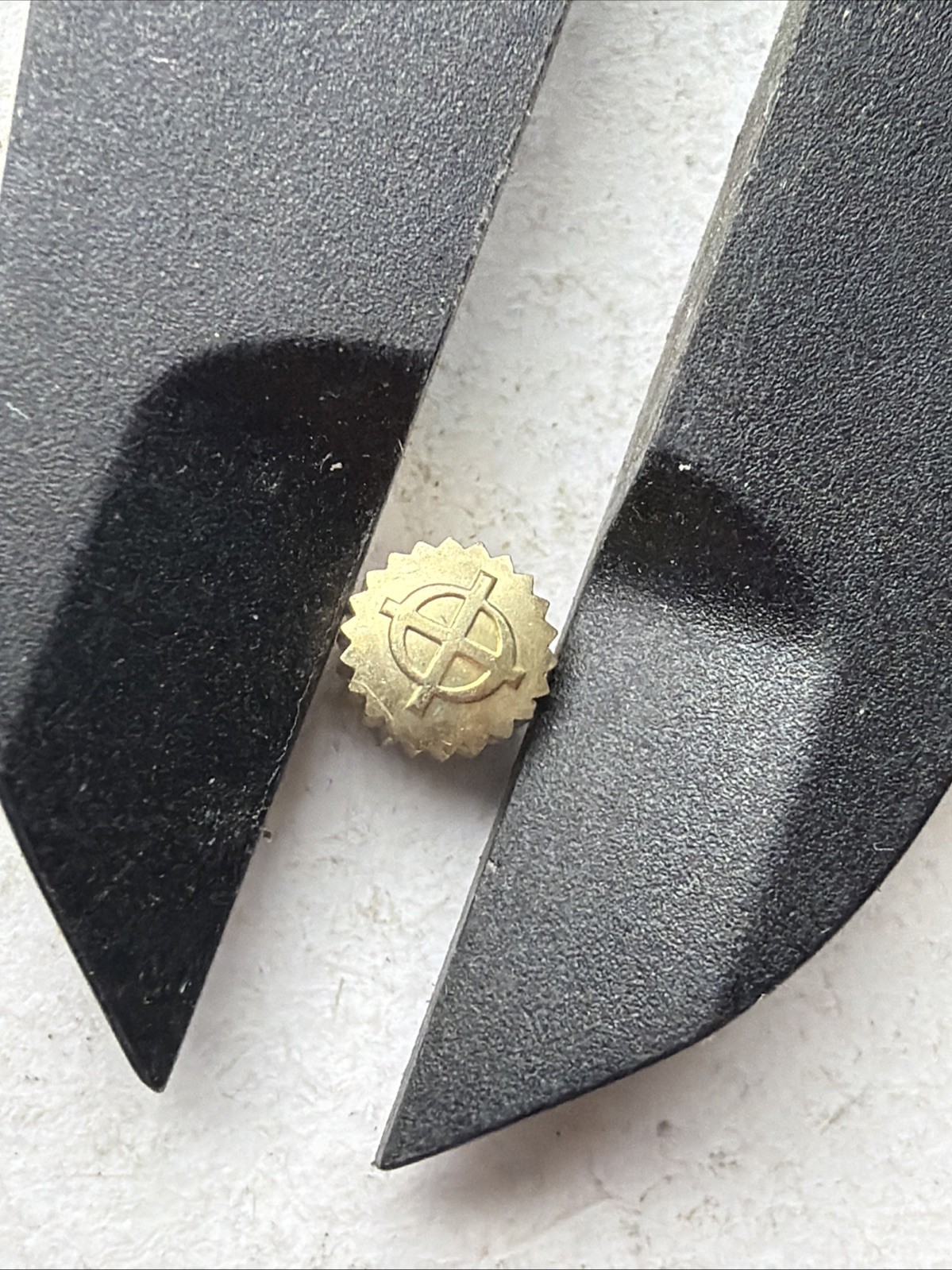 AT82 4.4mm Vintage Zodiac Goldtone Watch Crown In Excellent Condition Sold As Is
