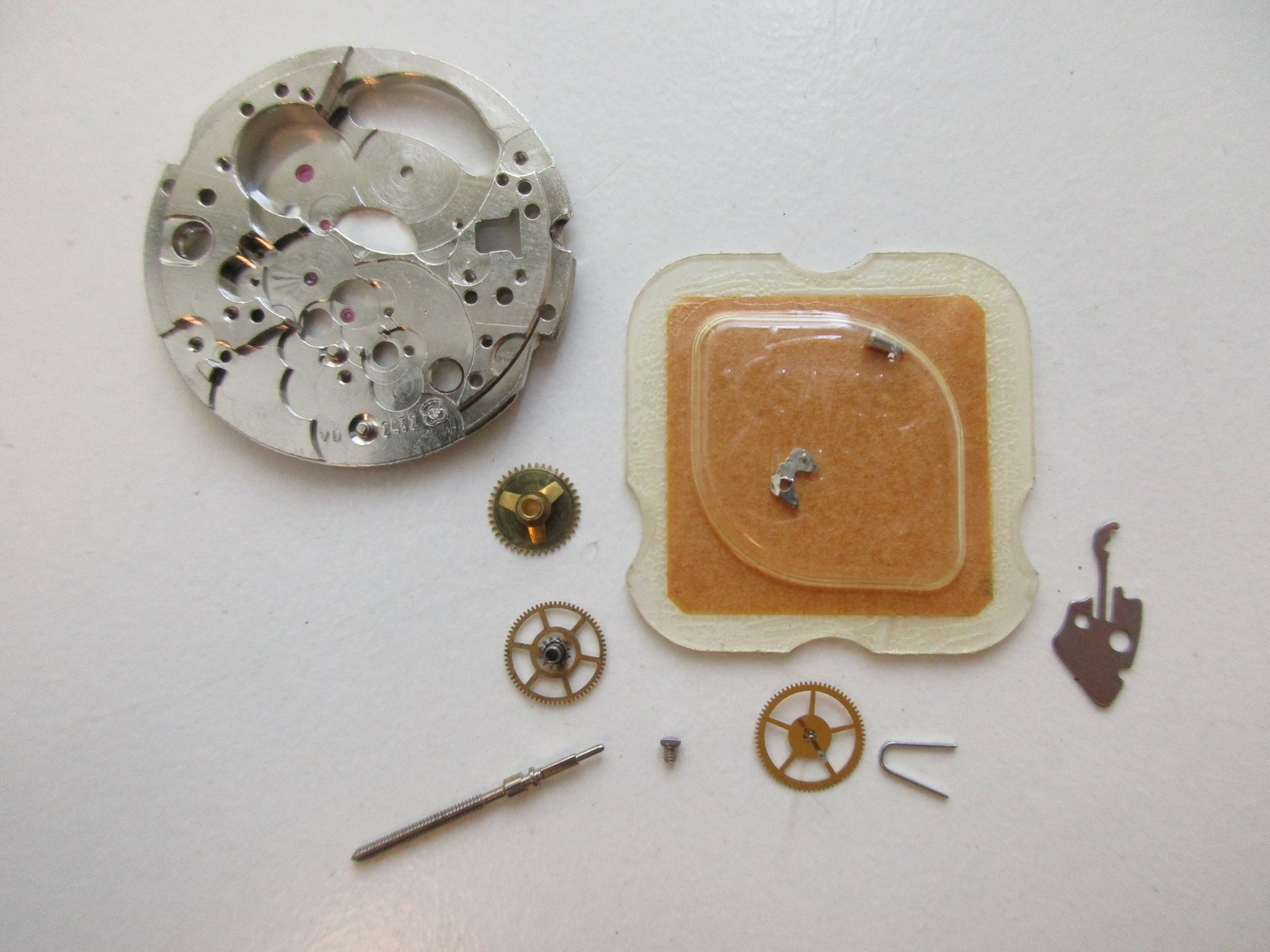 ETA 10½”‘ cal. 2390 2408 2409 2451 2452 2472 Swiss watch movement part – choose