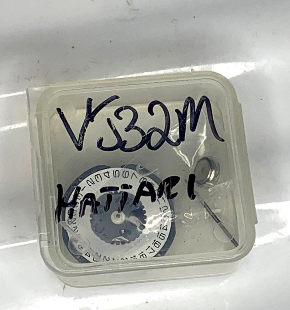 VINTAGE watch parts – HATTARI movement – VJ32M – Watchmakers spares