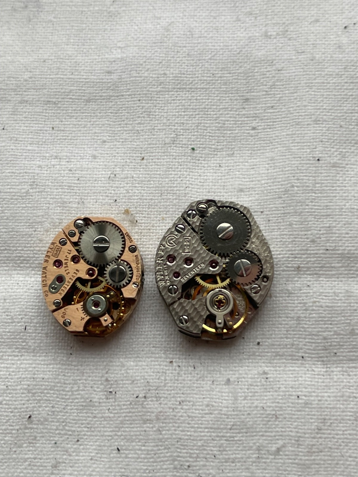 Wyler – 2 movements for womens watch – lot0304