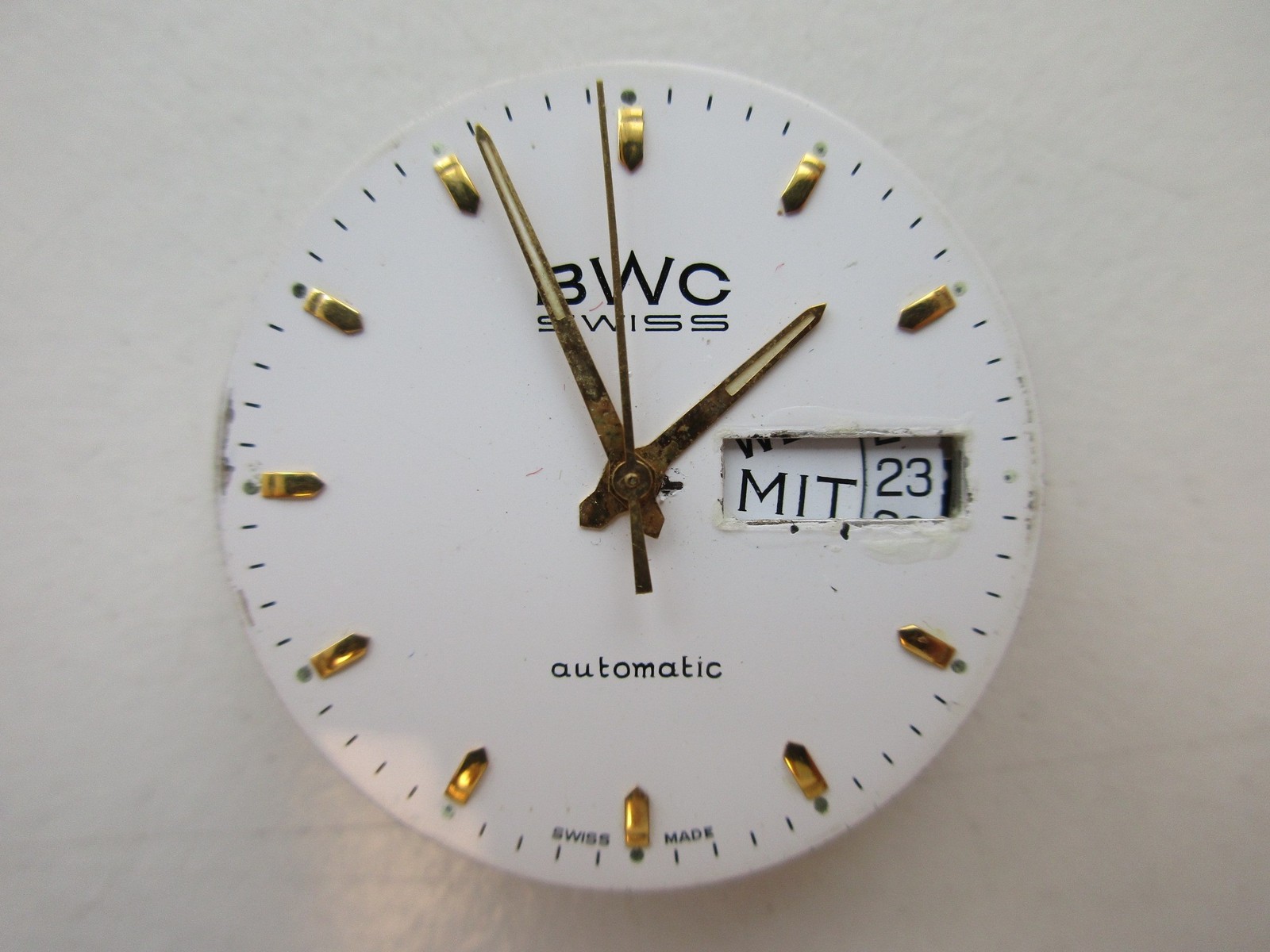 ETA cal. 2836-2 Swiss automatic watch movement – day date at 3 – running
