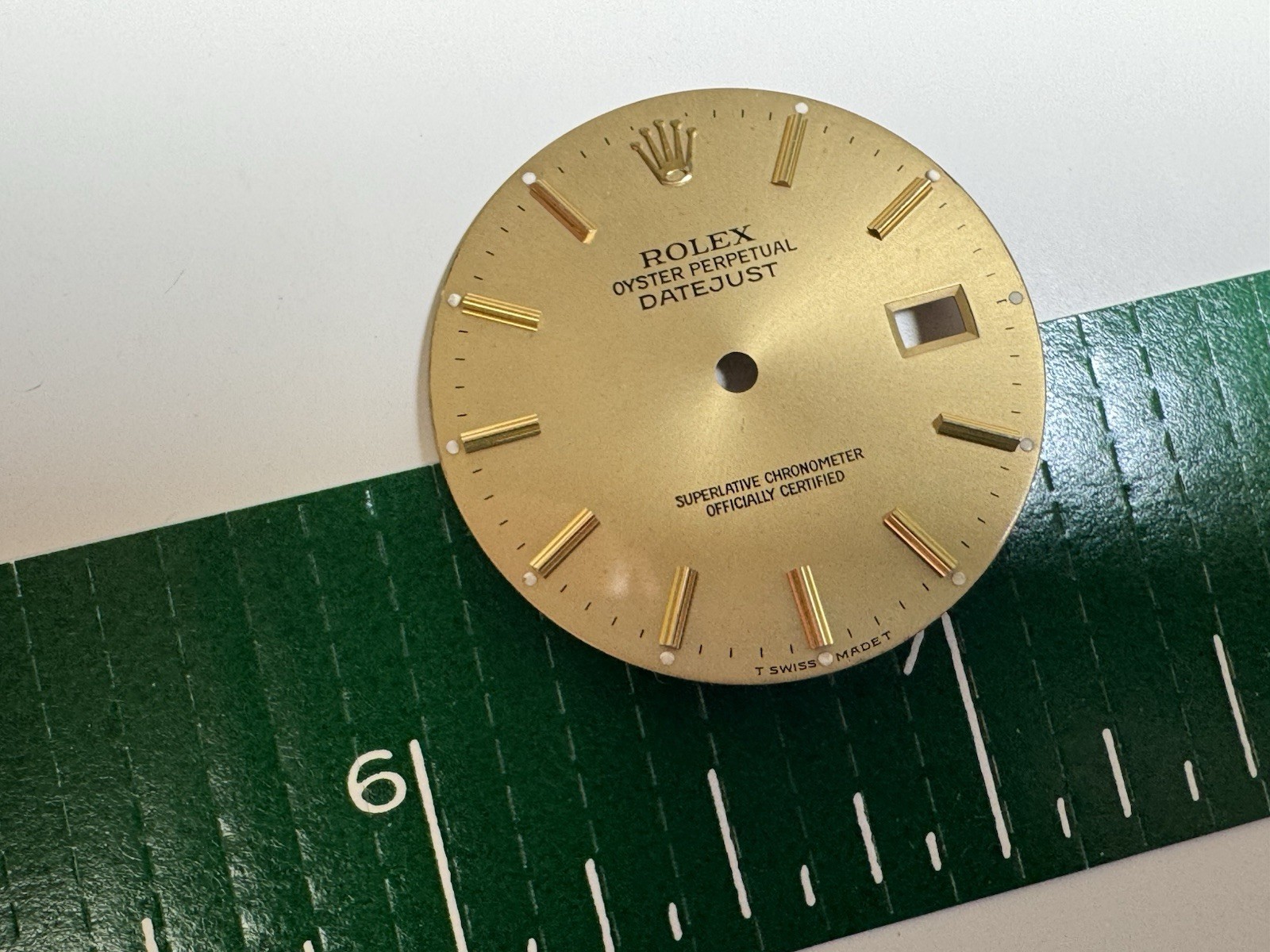 genuine rolex oyster perpetual date just 14 kt gold hour marks chronometer dial