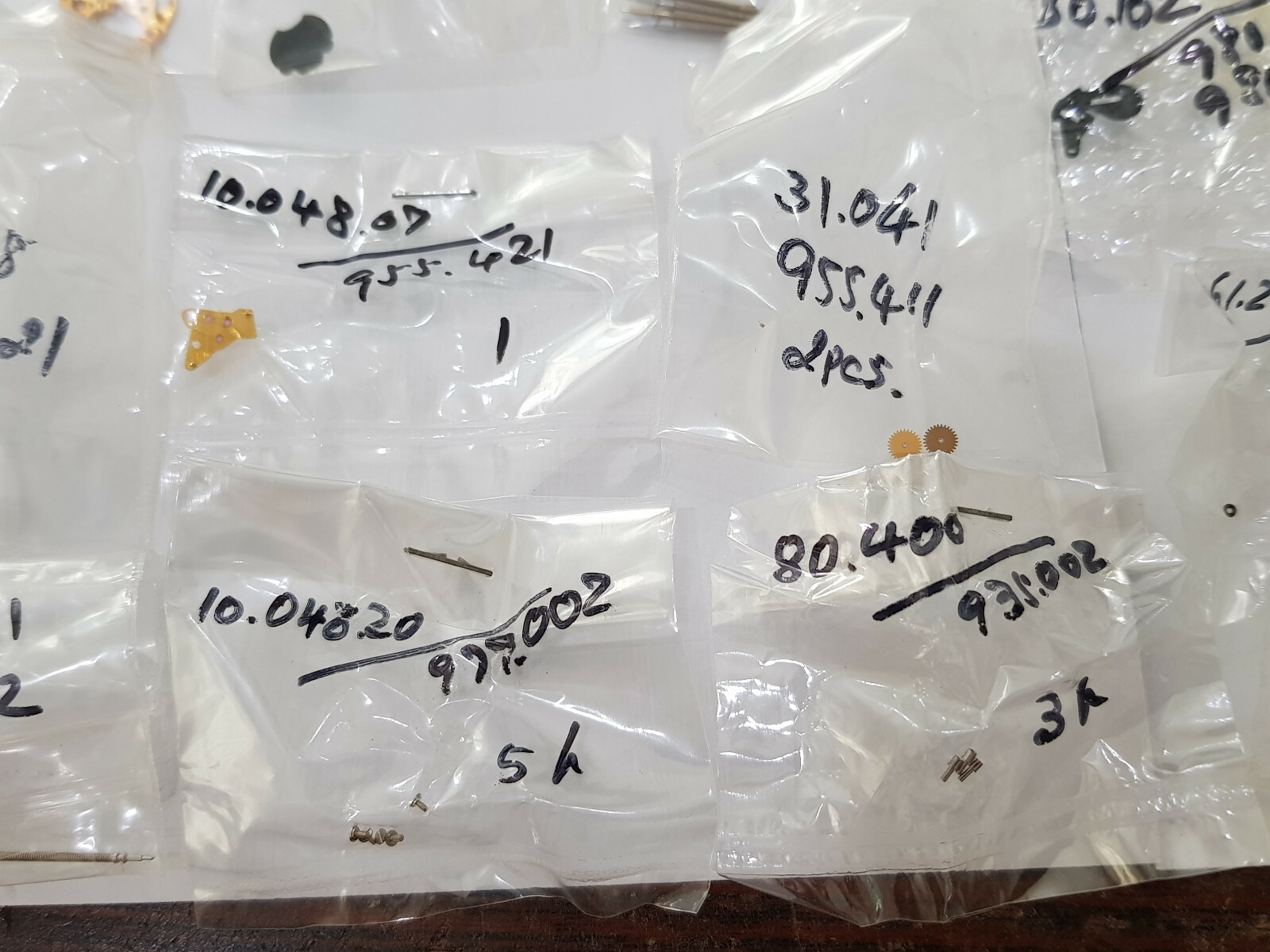 Hugh Lot Swiss movement parts assorted model ETA ESA 956.111 950.001 955.421 etc
