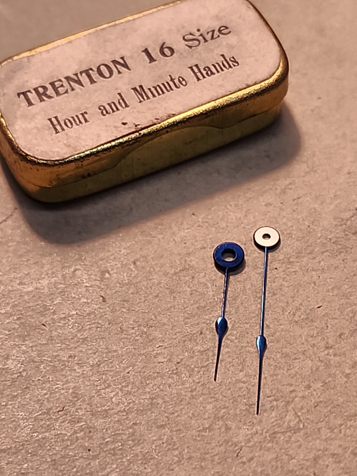 Set Of NOS Trenton 16s Blue Spade Hour/Minute Hands-140/85 Hole Sizes