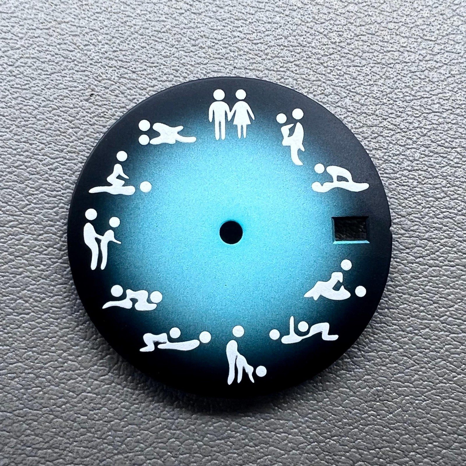 28.5mm Green Lume Watch Dial Gradual Sky Blue Adult Love Posture for NH35 NH36