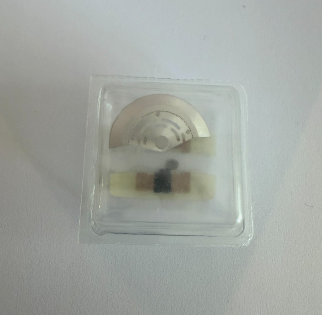 GENUINE Authentic Rolex 3135 570 Oscillating Weight ( Rotor ) New Sealed