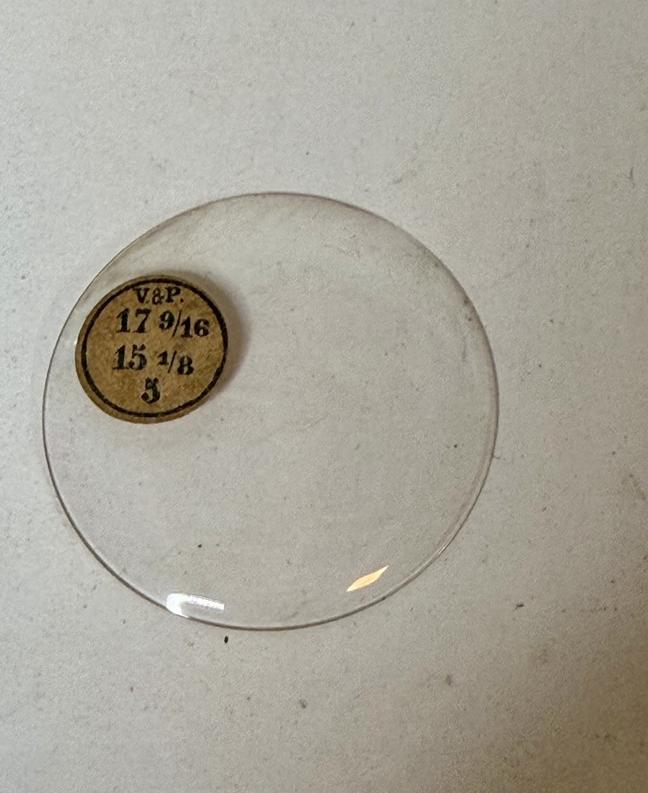 Vintage V&p 17 9/16 – 15 1/8 – 5 Watch Crystal Glass