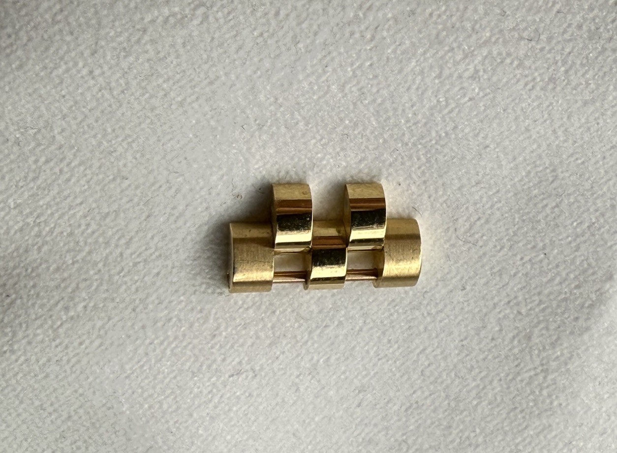 One 18K Yellow Gold Jubilee Link w/ Screw Rolex GMT Master 2 Ref 126718 Genuine