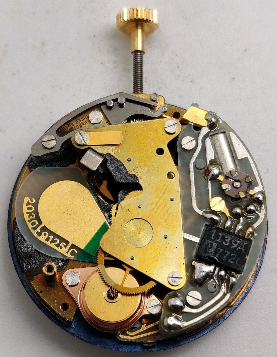 Vintage Tissot Lanco Cal. 2030 9125 Quartz watch movement Works
