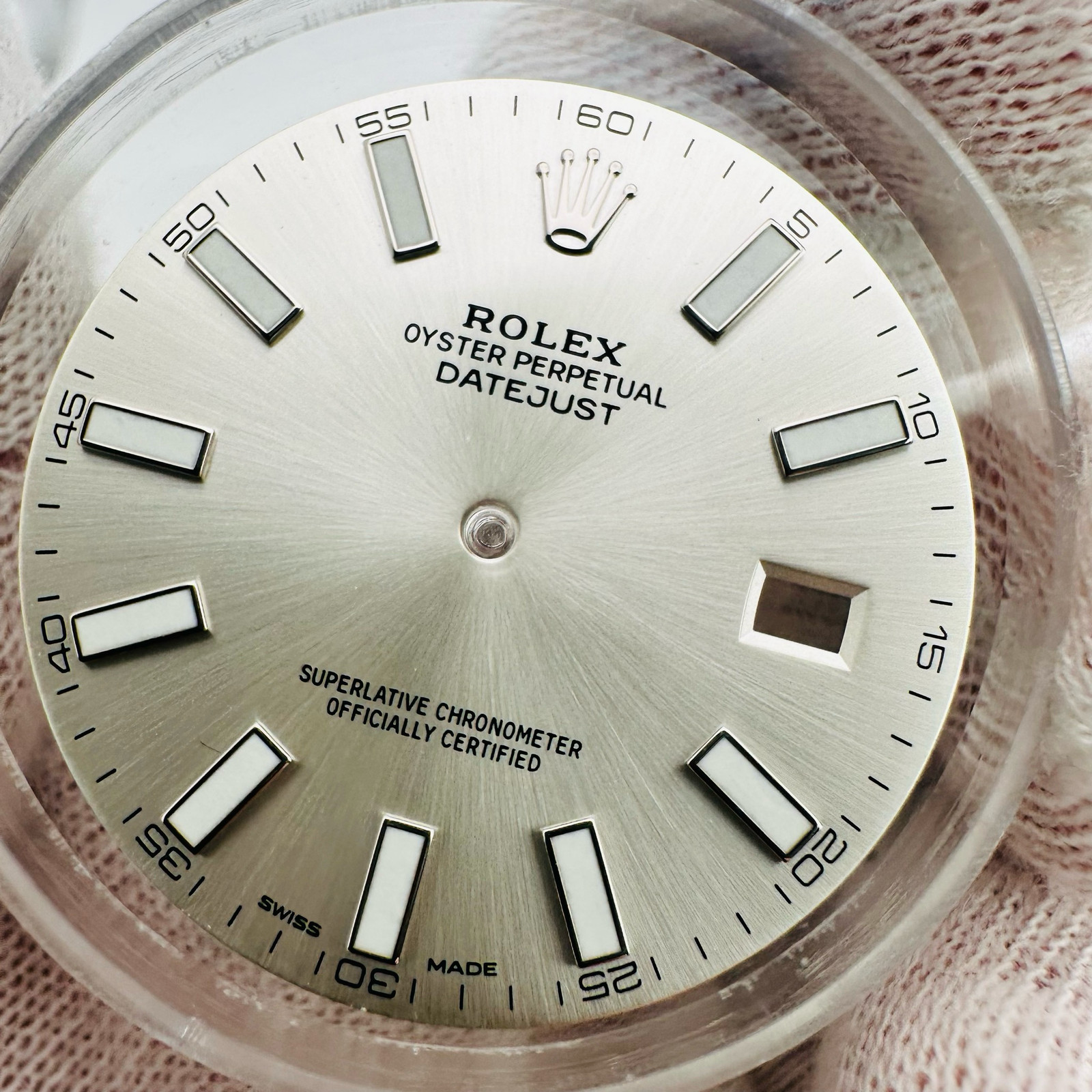 EXCELLENT Rolex Silver Index Dial 40mm Datejust2 116300 116334