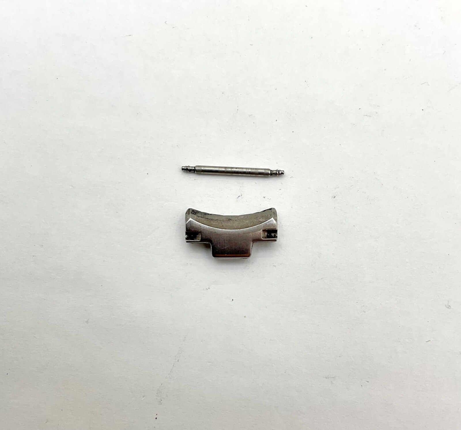 Men’s Citizen C300-Q01067 Band to Case End Link 20mm