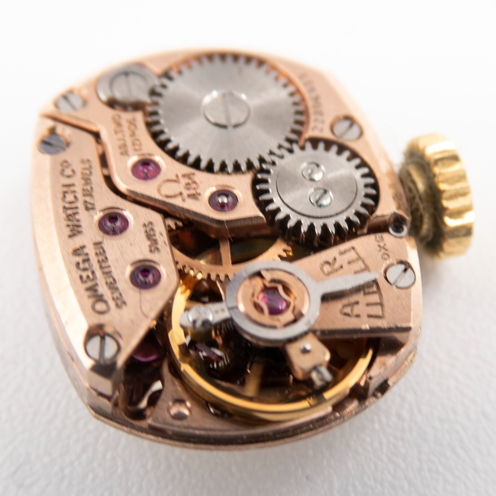 Vintage Omega Caliber 484 17-Jewel 2-Adjustment Wristwatch Movement, Runs