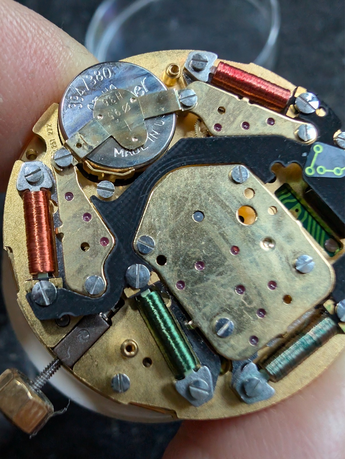 ETA – 251.272 – 22 jewels – SWISS MADE – QUARTZ
