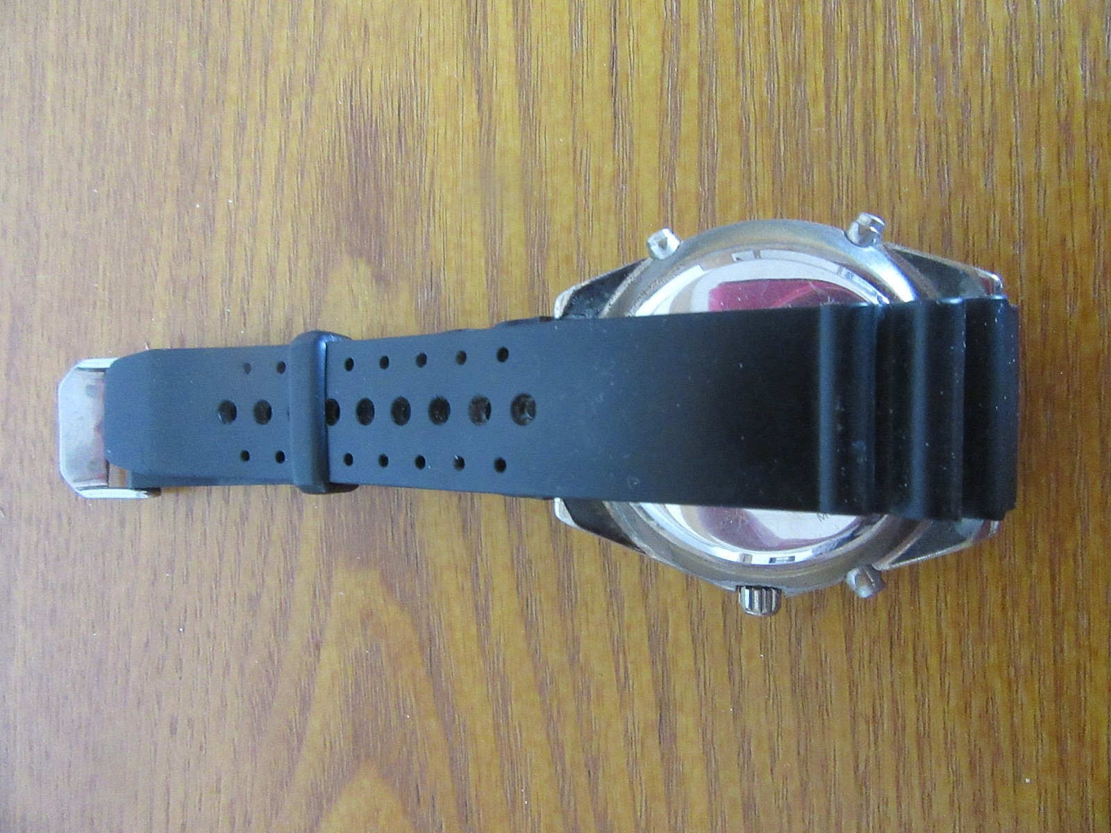 GENTS LORUS VINTAGE COMBO, DIGITAL & ANALOG FOR PARTS OR REPAIR. SKU 2131-11