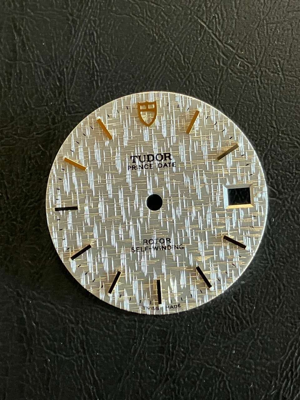 Authentic Tudor 74033 Oyster Prince Date Linen Dial w/ Gold Hour Markers