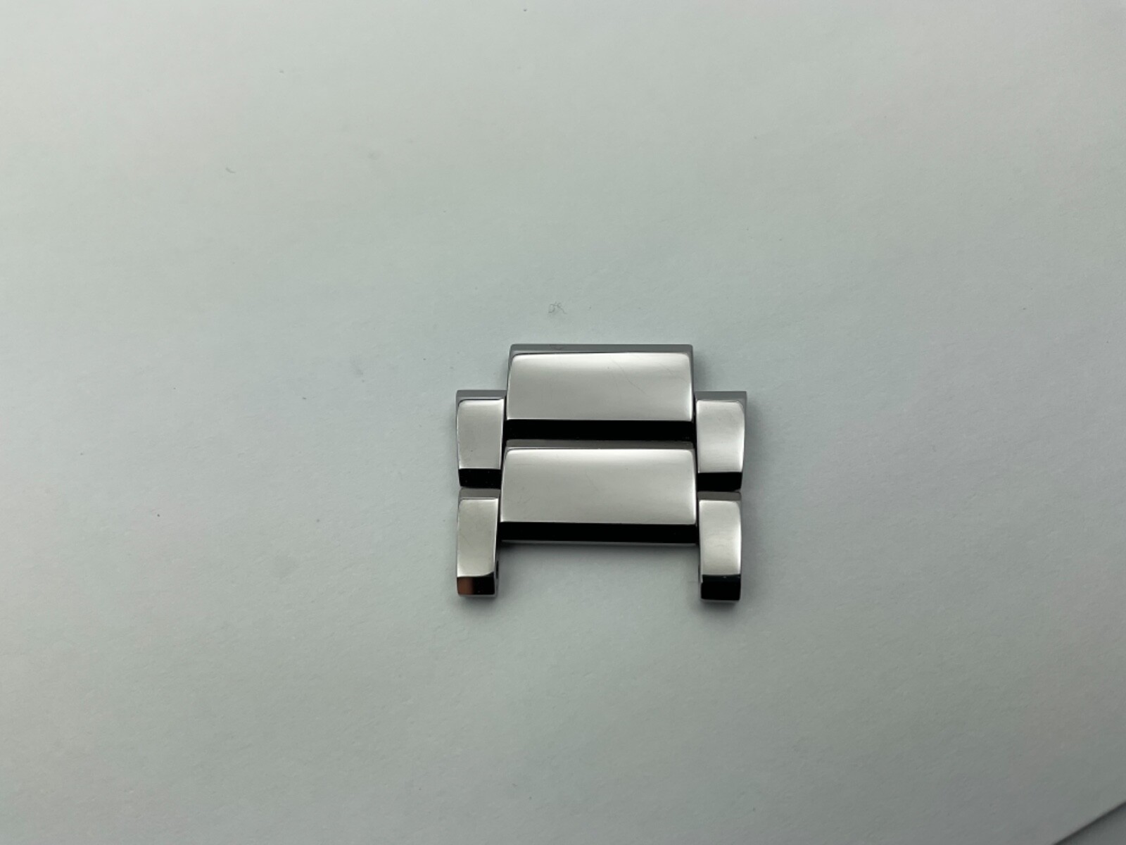 Men’s Movado Tungsten 89 C6 1453 Partial Band 0605621 / 0606499 READ DESCRIPTION