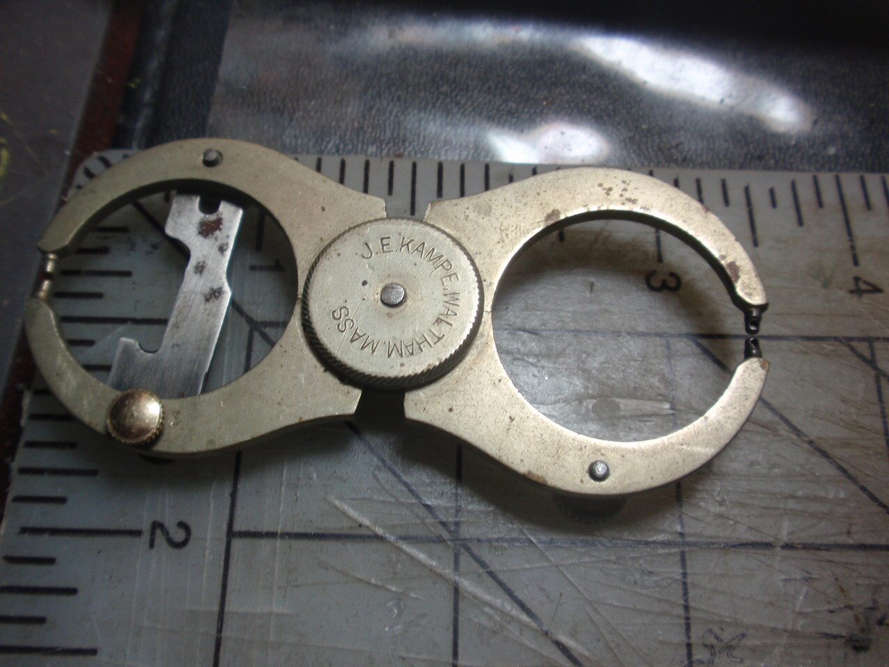 J E Kampe-Wal Tham- Masswatch Balance Truing &Poising Calipe Watch Tool #HMS60