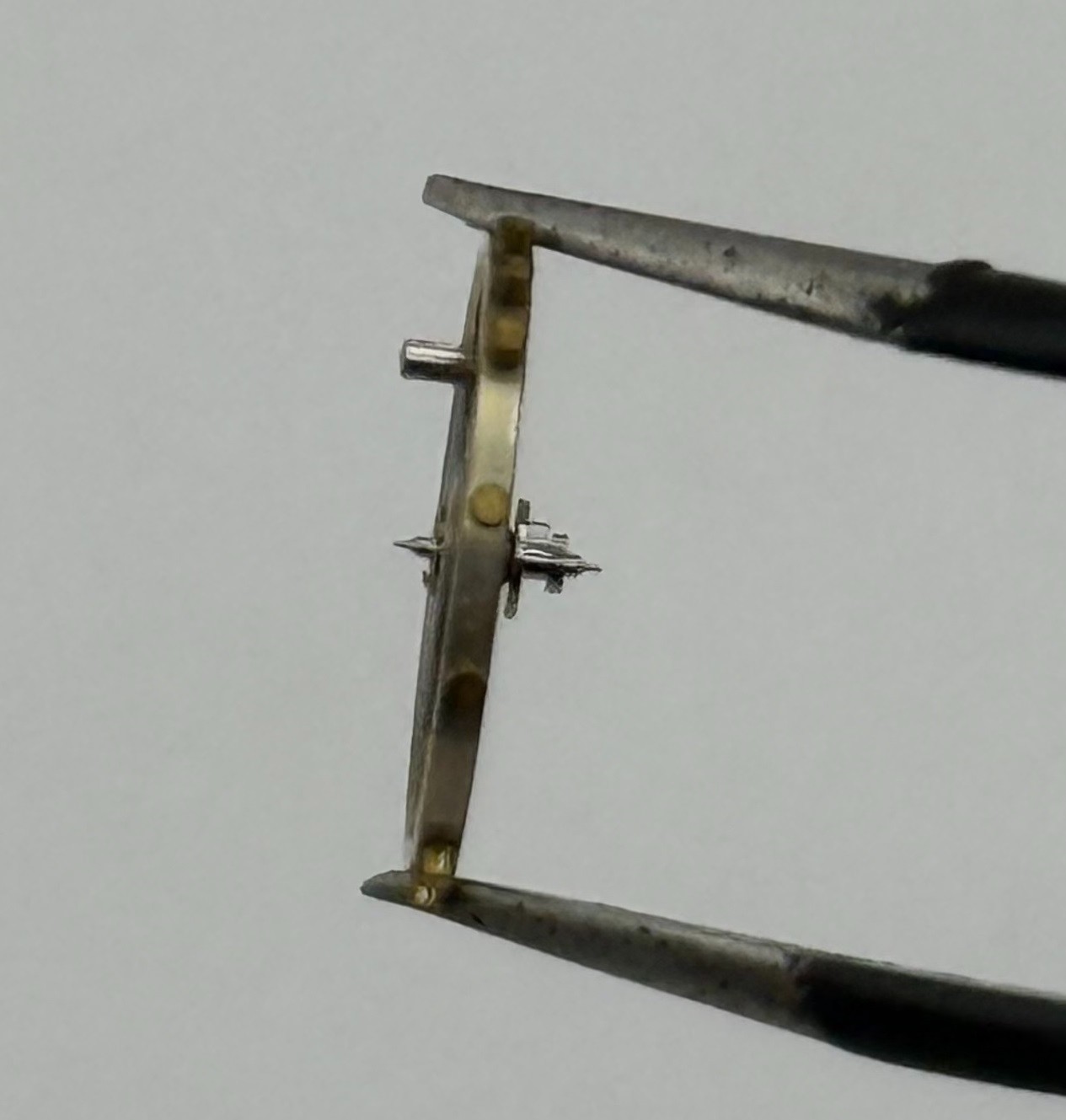 Arogno 90 190 Balance Wheel Complete And Spring Pour Watch Movement Parts NOS