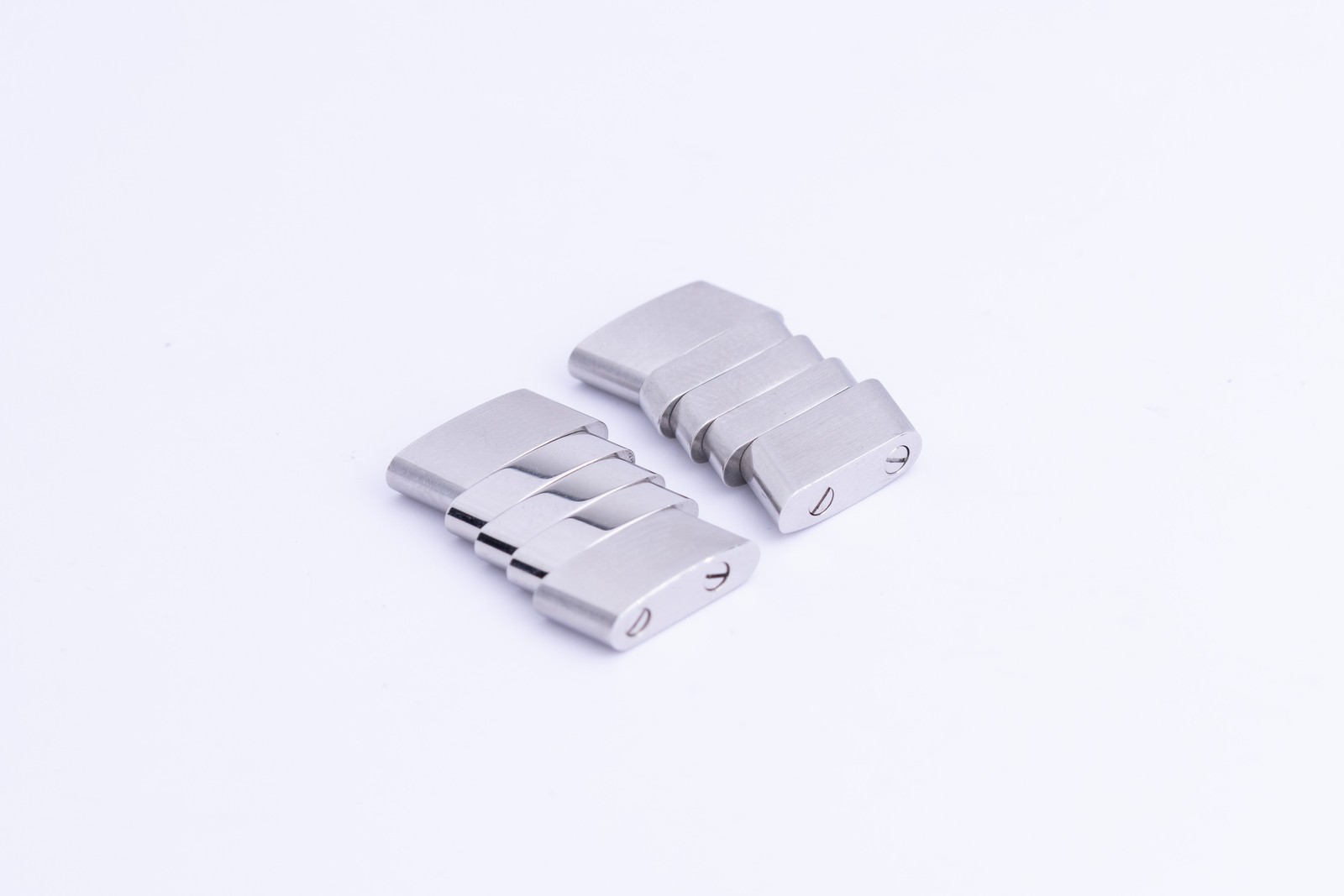 Breitling Links (2) for Super Avenger Model FCD24797