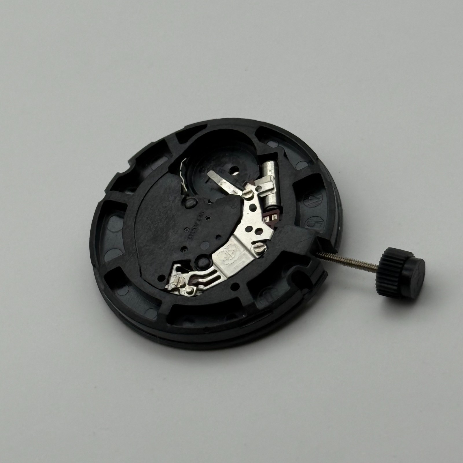 ETA 805.121 Watch Movement Running Quartz Swiss Parts Repair Spares 25.6mm