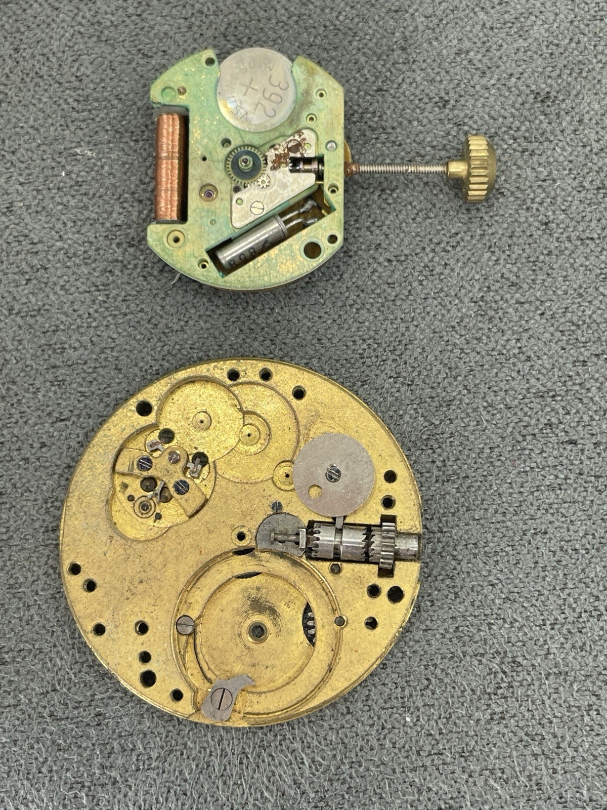 Watchmaker Parts Lot # 7 Movements, 8 Day Plate, Cases. Waltham, NY Standard, Et
